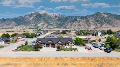 1405 S 200 W, Mona, UT 84645 - photo 4