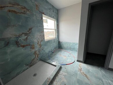 Show stopper master bath! Free standing tub not in