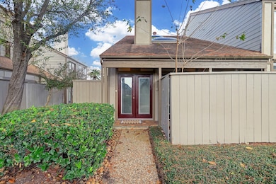 1069 Country Place Dr unit 1069, Houston, TX 77079 - photo 2