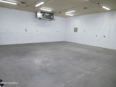 1450 sf Workshop