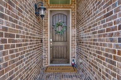 2204 Skysail Ln, Denton, TX 76210 - photo 3