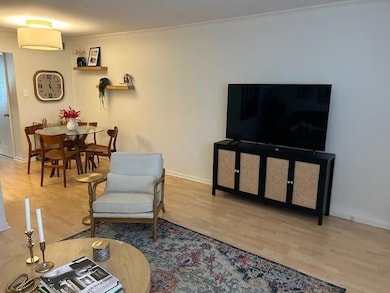 Living rm- other side