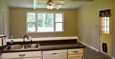 706 Dennis Rd, Jacksonville, NC 28546 - photo 7