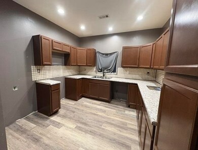 207 Walnut St unit Bryant, Bryant, IN 47326 - photo 6