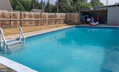 806 S Railroad St, Palmyra, PA 17078 - photo 7