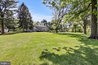 22 Squirrel Rd, Doylestown, PA 18901 - photo 6