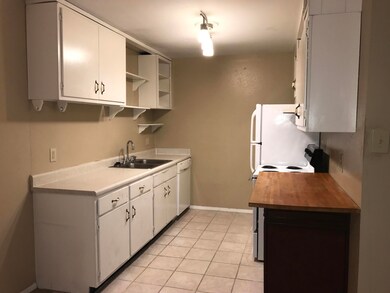 KITCHEN WITH FRIG