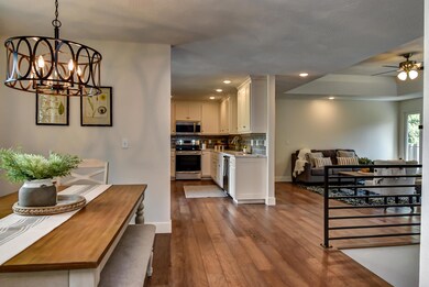 1376 Mesa Drive-6