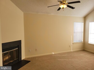 14045 6821 Vista Dr unit 158B, Laurel, MD 20707 - photo 2