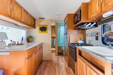 333 Long Sands Rd T-18, York, ME