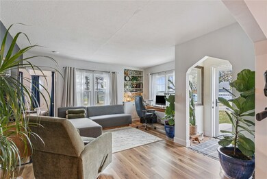 117 Lombard St, Waterloo, IA 50702 - photo 6