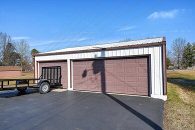Detached 3 car garage