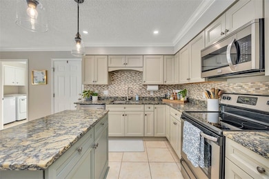 105 Shadowlake Dr, Brunswick, GA 31525 - photo 5