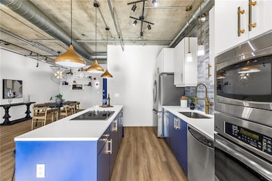 4141 Pennsylvania Ave unit 304, Kansas City, MO 64111 - photo 6