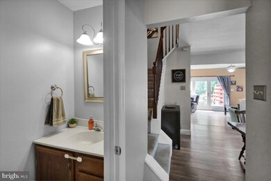 27 Warwick Ct, Reading, PA 19606 - photo 7