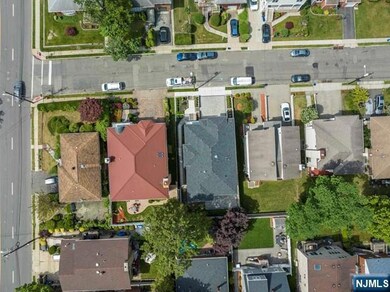 211 Warwick Ave unit 1, Fort Lee, NJ 07024 - photo 2