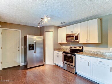 5408 Tara Woods Dr S, Jacksonville, FL 32210 - photo 4