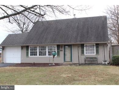 201 Cobalt Ridge Dr S, Levittown, PA 19057 - photo 2