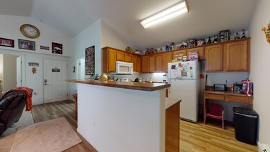 544-River-View-Drive-kitchen