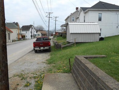 2 car on street parking along Highland Ave.