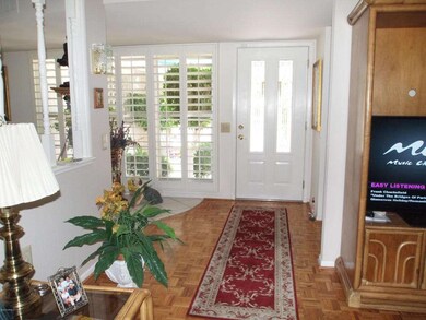 9802 W Lindgren Ave, Sun City, AZ 85373 - photo 4