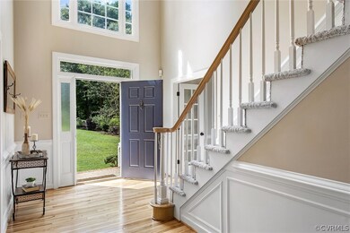 2-story foyer