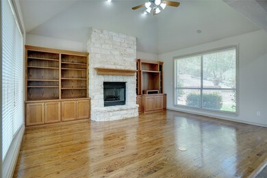 15060 Golf Dr, Whitney, TX 76692 - photo 2