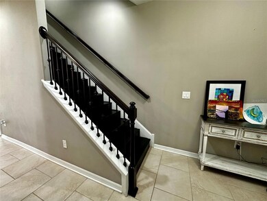 15807 Oakleaf Run Dr, Lithia, FL 33547 - photo 4