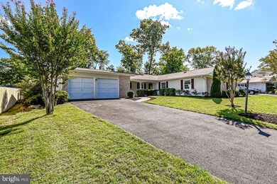 13150 Madonna Ln, Fairfax, VA 22033 - photo 3