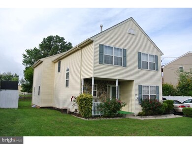 216 W 7th St, Lansdale, PA 19446 - photo 2