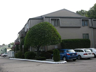 50 Village Ct, West Warwick, RI 02893 - photo 2