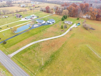 15720 Roth Rd, Grabill, IN 46741 - photo 5