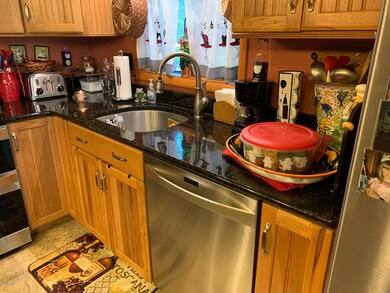 194 Deerfield Rd, Lake Ariel, PA 18436 - photo 6