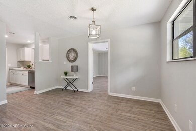 4007 Rodby Ct, Jacksonville, FL 32210 - photo 6