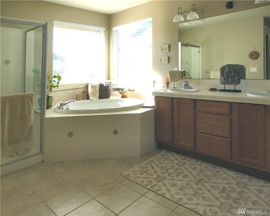 unlisted-address, Puyallup, WA 98374 - photo 7