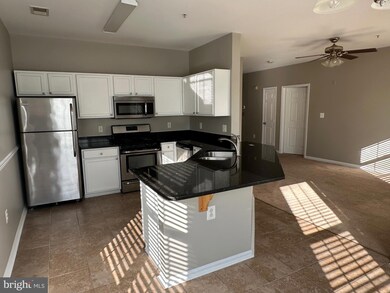 15615 Everglade Ln unit H104, Bowie, MD 20716 - photo 3