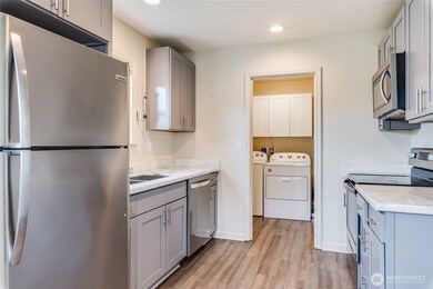 6841 S Wapato St, Tacoma, WA 98409 - photo 7