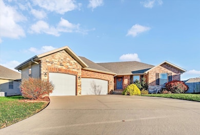 1926 N Brookhollow Dr, Nixa, MO 65714 - photo 4