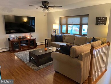 205 Keats Dr, Reading, PA 19608 - photo 3