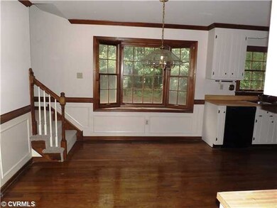 Kitchen - The kitchen also features a bay window, 
