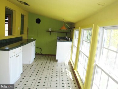 10722 Davis Ave, Woodstock, MD 21163 - photo 6