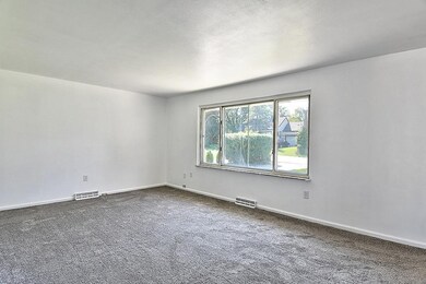 7720 Irvington Ave, Dayton, OH 45415 - photo 6