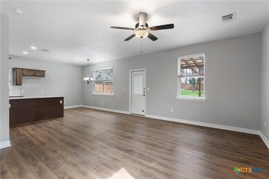 5147 Goliad Dr, Temple, TX 76502 - photo 4