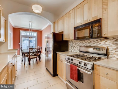 1011 S East Ave, Baltimore, MD 21224 - photo 7