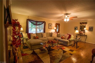 811 Rockcliff Terrace, Asheboro, NC 27205 - photo 3