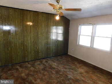 9748 Conmar Rd, Middle River, MD 21220 - photo 6