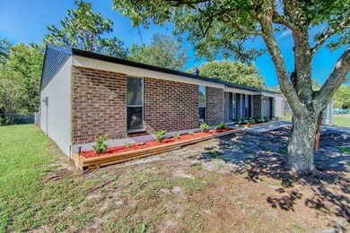 7136 Blache Ct, Jacksonville, FL 32210 - photo 3