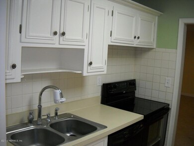 273 Spring Forest Ave, Jacksonville, FL 32216 - photo 5