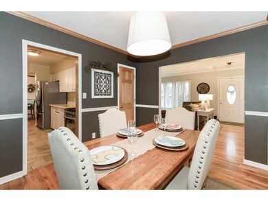 3201 36th St, Des Moines, IA 50310 - photo 6