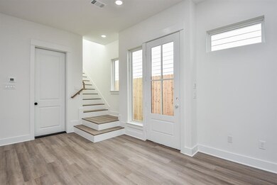 4611 Lavatera St, Houston, TX 77018 - photo 5